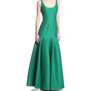 Emerald Halston Heritage Tulip Gown